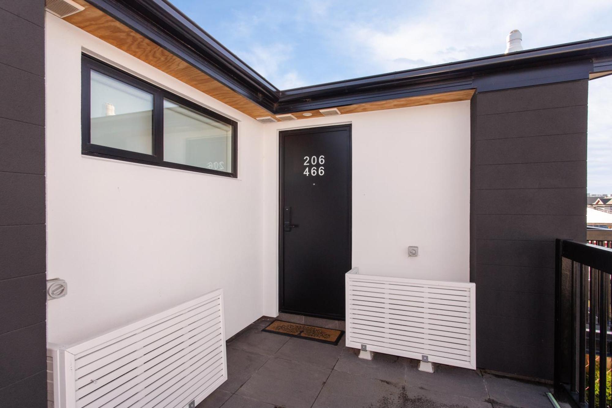 Penthouse Apartment Scenic Views-Spacious 2Br Christchurch Exterior photo
